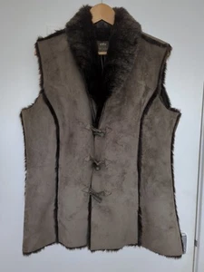 BNWT Per Una Suede Faux Fur Gilet Womens Large - Picture 1 of 8