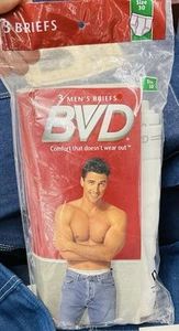 Vintage NOS 1996 Classic BVD 3 Pack of Mens White Briefs Underwear Size 30 NEW - Picture 1 of 2