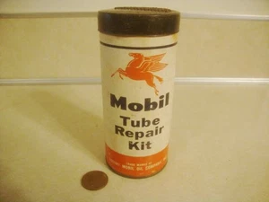 Vintage Tube Repair Kit MOBILE Flying Horse Pegasus Advertise Cardboard Can Gas - Imagen 1 de 6