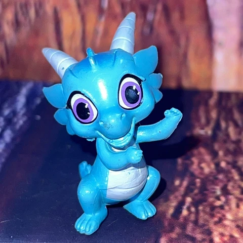 Viacom Nickelodeon Shimmer And Shine Nazboo Blue Dragon Zeta’s Pet Figure Cover