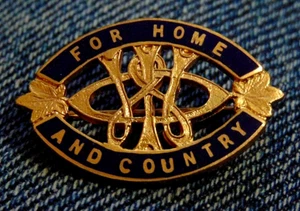 WW2 Canada FOR HOME AND COUNTRY BIRKS PIN - Picture 1 of 2