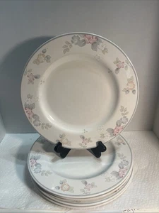 5 Pfaltzgraff Wyndham 10 1/2 Dinner Plates. 1751 - Picture 1 of 7