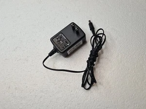 Fuente de alimentación Hon-Kwang Modelo: HK-T112-A120 P/N: 2103-30011121R 12V - Imagen 1 de 3