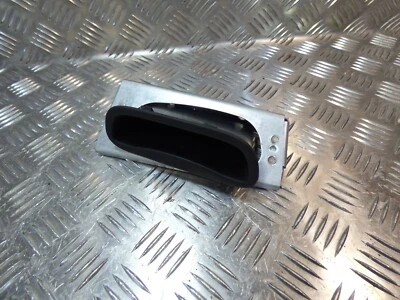 Soporte de mango de tracción original JEEP COMPASS II 2021 MOPAR 68370030AA Foto 1 de 3