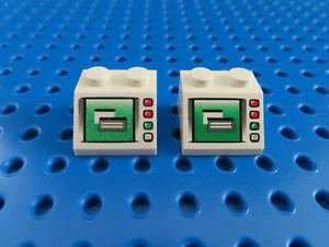 Lego 2 x Schrägstein 3039pb042 weiß 2x2 bedr. grüner Bildschirm 7743 7240 7993 - Bild 1 von 1