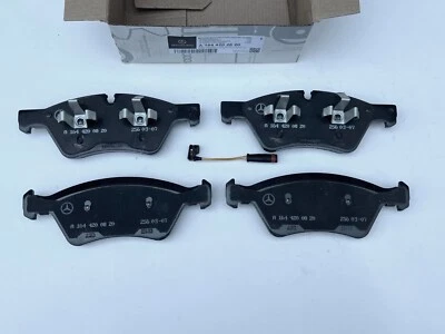 Original Front Brake Pads For Mercedes-Benz E350 W211, ML350 W164, R500 & more! - Image 1 of 4