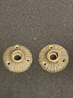 一对古董门把手 Knob Escutcheons 红色青铜凹槽 — 第 1/4 张图片