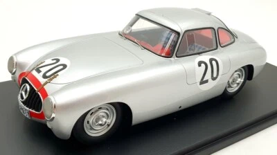 Spark 1/18 Scale 18S859 - Mercedes-Benz 300 SL #20 Le Mans 1952 - Image 1 of 4