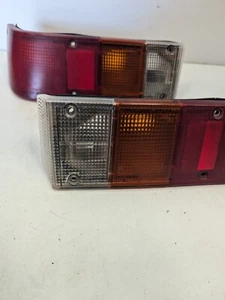 Par de luces traseras izquierda derecha Mazda RX7 S1 buen estado - Imagen 1 de 9
