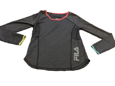 CAMISA ESPORTIVA FEMININA FILA CINZA DRI-FIT MANGA LONGA TAMANHO MÉDIO (10-12) - Imagem 1 de 4