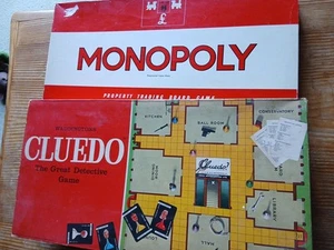 Vintage Monopoly & Cluedo Classic Board Games by Waddington. 1972 / 1975 - Picture 1 of 22
