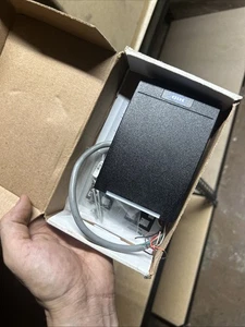 New HID iCLASS SE (MultiCLASS) Mini Mullion Reader 920PTNNEK00000 RP10E READ - Picture 1 of 3