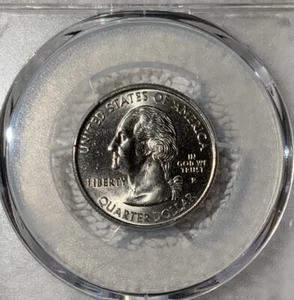 Stunning Uncirculated Rare 2000 P Massachusetts State Quarter MS 64 - Picture 1 of 2