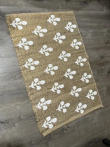 43”X28” Handmade Jute Woven Accent Rug Natural/Cream Block Print White NWOT - Picture 1 of 3