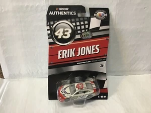 NASCAR AUTHENTICS LIQUID COLOR 2023 WAVE 9 ERIK JONES - Picture 1 of 7