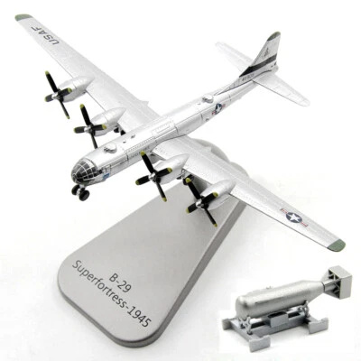 1:300 Scale Alloy Diecast Military Model USAF B-29 Superfortress Bomber Aircraft - Image 1 of 4