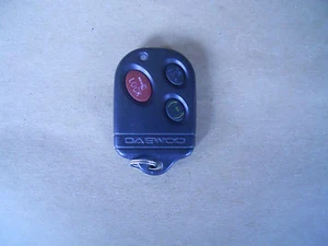 1-1999-2002 Daewoo Keyless Remote IT7-RX500TX 3-BUTTON GC - Picture 1 of 2
