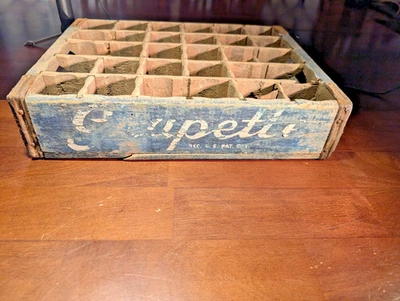 BOTELLA DE SODA POP CRATE GRAPETTE de colección de madera de la década de 1940 caja de almacenamiento GACO Foto 1 de 4