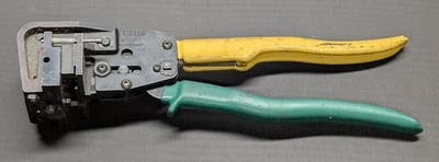 Herramienta de prensado manual AMP 58194-1-B con cabezal de troquel redondo 58195-6-E Foto 1 de 4