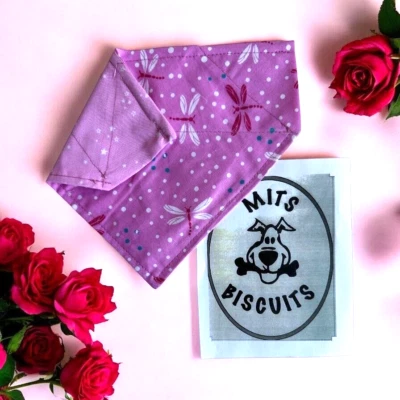 Libélula Estrellas y Lunares REVERSIBLE Perro Mascota BANDANA Sobre el Cuello Bufanda Foto 1 de 4