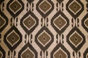 Tela de descuento JACQUARD tela de cortinas de diamantes geométricos con arrastre negra y topo - Imagen 1 de 1