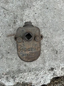 VINTAGE Anchor Cog Gear Roll up Awning Gearbox - Picture 1 of 4
