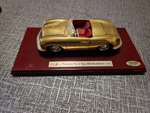 Maisto Porsche No.1 Typ 356 Roadster ( 1948 ) mit 23 Karat Gold 1:18 , - Bild 1 von 3