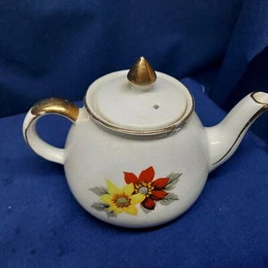 Vintage Gibson Staffordshire England Teapot with Lid - Picture 1 of 9