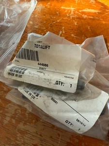NEW OEM LOT of 2 Clark Totalift forklift Hand truck Pin Shaft # 444086 - Picture 1 of 3