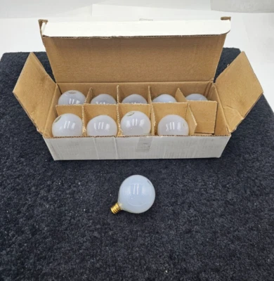 (QTY 20) Simba Lighting Globe G16.5 Round Bulb 25W E12 Candelabra Base Clear - Image 1 of 4