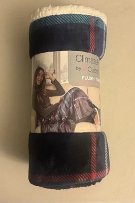 CUDDL DUDS CLIMATERIGHT PLUSH THROW WITH SHERPA LINED FOOT POCKET 50” x 70" - Image 1 of 3