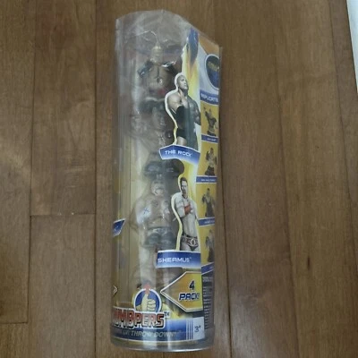 Mini figuras de acción WWE Thumbpers The Rock 2014 Foto 1 de 2