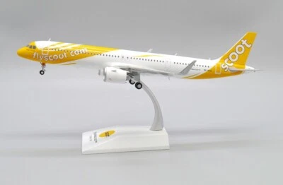 JC WINGS A321NEO, SCOOT, AIRBUS, REG: 9V-TCA WITH STAND - JCWINGS EW221N012 1/200