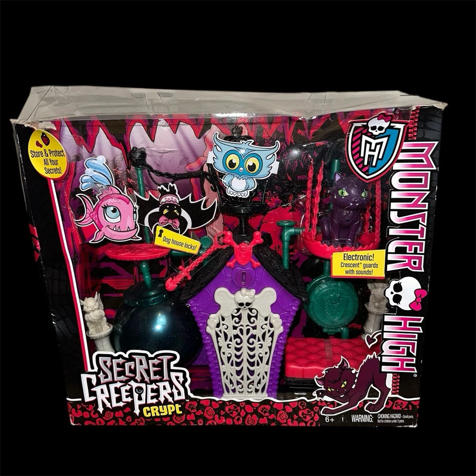 Monster High Secret Creepers Crypt Pet Electric Playset Animals Halloween Doll - Image 1 of 4
