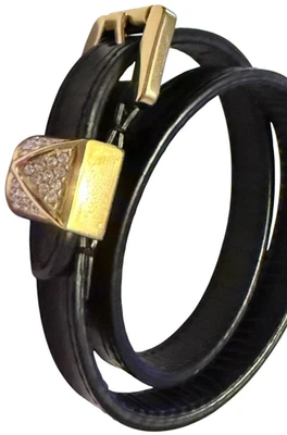 Michael Kors Mujer Cuero Negro Doble Envoltura Cinturón Pulsera Oro Pirámide Collar Foto 1 de 4