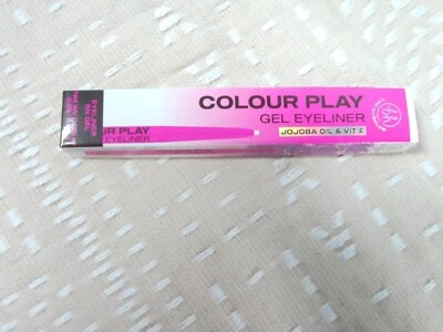 Colour Play Gel Eyeliner with Jojoba Oil and Vitamin E - Image 1 of 3