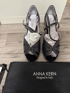 ANNA KERN DAMEN TANZSCHUHE DELPHINE BROKAT SCHWARZ/SILBER -6 CM - GRÖSSE: UK 6,5 - Bild 1 von 4