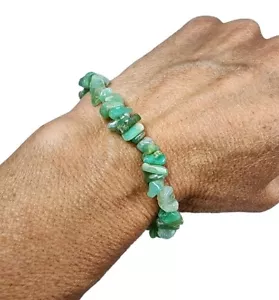 Chrysoprase Chip Bracelet Australia 8.25 grams - Picture 1 of 2
