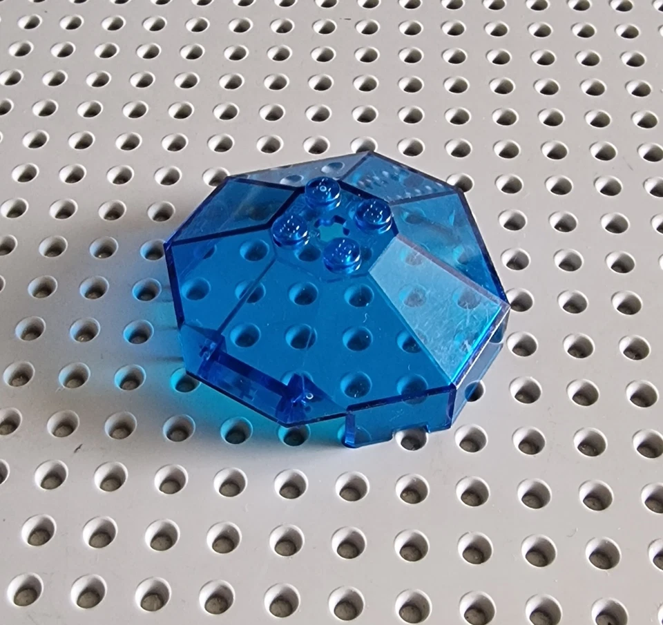 Lego Cockpit Fenster 6x6x2 transparent blau achteckig Achs Loch 2418b 2418 A129 - Bild 1 von 1