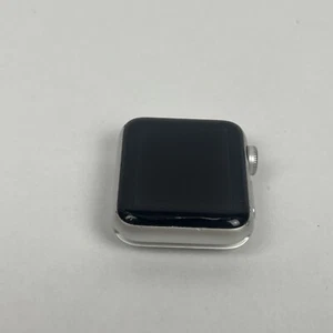 Apple Watch Series 3 38mm Aluminium Case - Silver *No Power* - Picture 1 of 8