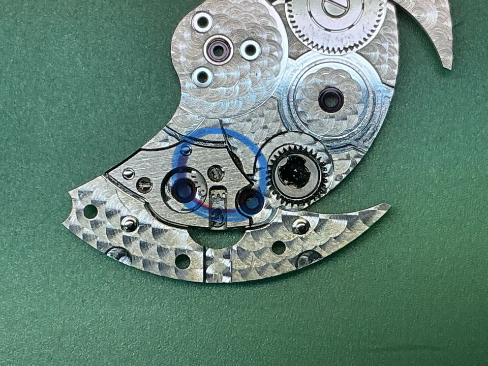 Auténtico engranaje Roger Dubuis 1 para calibre RD14 (placa no incluida) Foto 1 de 1