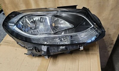 Orig. Mercedes Benz B-Klasse W246 A2468205461 rechts - Bild 1 von 4