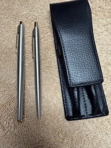 Parker Pen, Fine Stainless w/Gold arrow Ballpoint Roller ball Set Beautiful - Picture 1 of 5