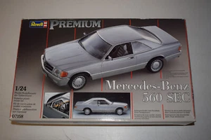 Revell 07158 Mercedes Benz 560 SEC Premium Kit 1:24 NEU mit OVP - Bild 1 von 1