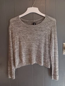 Agnes & Dora graues bauchfreies Oberteil rauer Saum Gr. Small Damen Shirt (Ji) - Bild 1 von 6