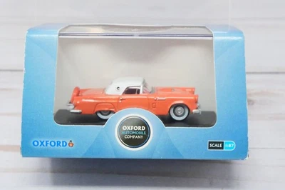 Oxford 87TH56001, 1956 Ford Thunderbird, Sunset Coral & Colonial White, HO Scale - Image 1 of 2