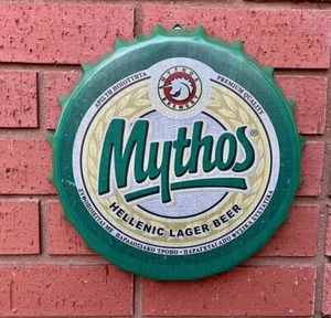 MYTHOS LAGER BIER METALLFLASCHE TOP WANDSCHILD 30cm MANNHÖHLE - Bild 1 von 1