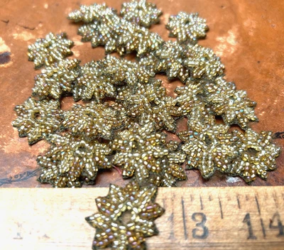 aplique estrella flor 1 1/8" cosido a mano fleuretas cuentas de vidrio oro viejo 1 pieza Foto 1 de 4