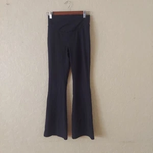 Girl Old Navy High Waisted Crossover Flared Leggings In Charcoal Size XL (14-16) - Picture 1 of 10