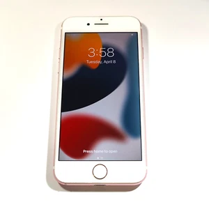 Apple iPhone 7 Unlocked | 32GB | Rose Gold | Defective | Read Description - Picture 1 of 7